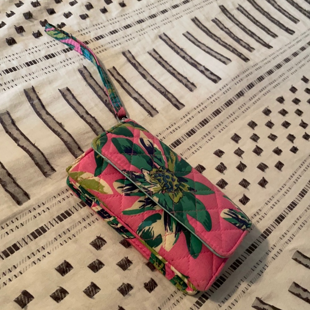 FLORAL VERA BRADLEY WALLET